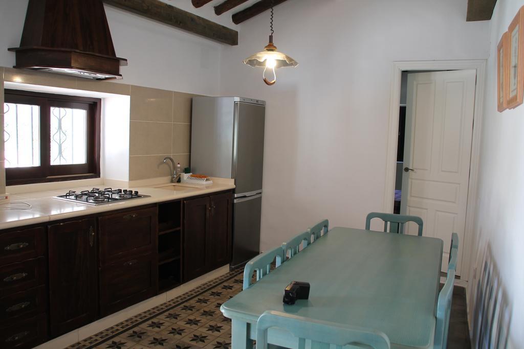 La Fuente De El Nacimiento Casa de hóspedes Benamahoma Exterior foto